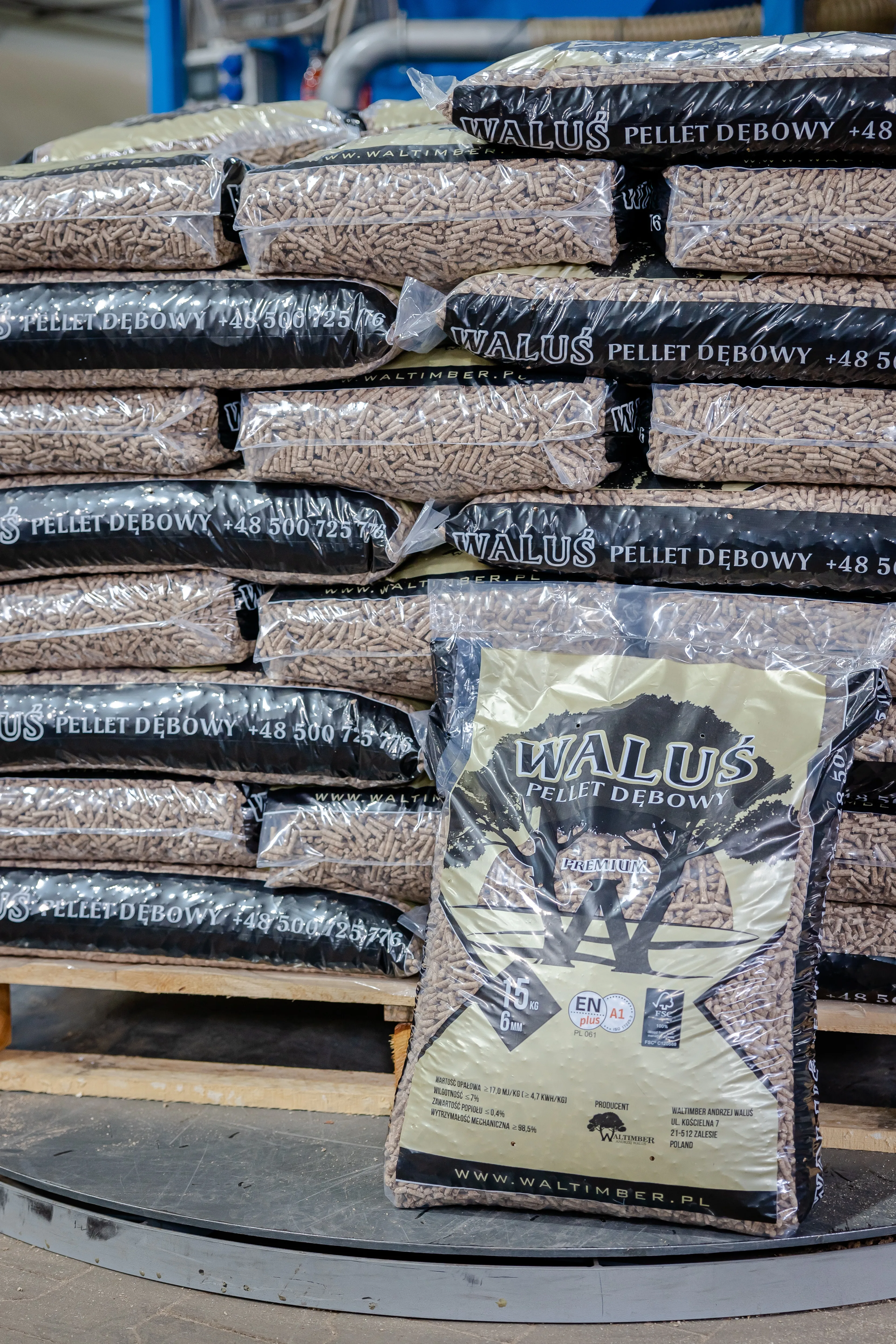 pokłady kolejowe tarcica dębowa pellet dębowy kłody dębowe